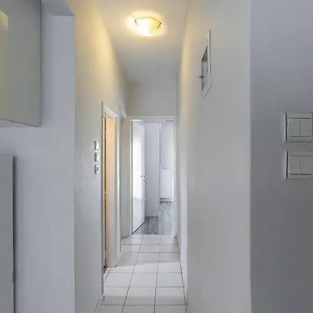 Daire Houseloft Commercial Central *