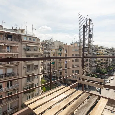 Houseloft Commercial Central Daire *